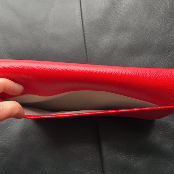 Halogen red leather wallet and chain - Picture 2 of 3